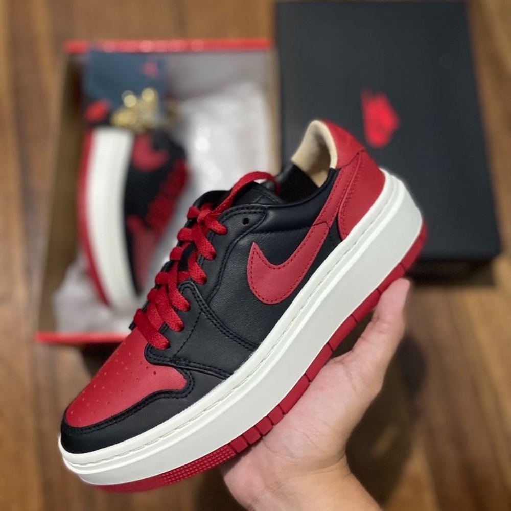 Air Jordan 1 Elevate Low SE in Red/Black